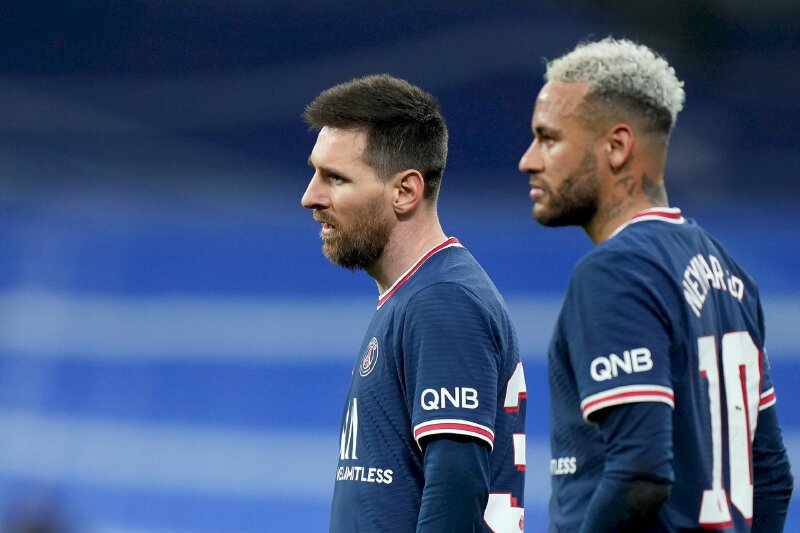 Ảnh Neymar 4k buồn bã sau khi thua trận cùng Messi trong màu áo PSG