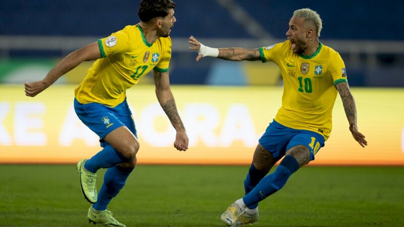 Ảnh 4k Neymar ăn mừng cùng Lucas Paqueta trong màu áo đội tuyển quốc gia Brazil