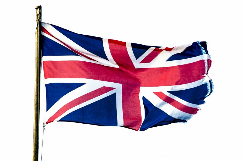 Background cờ Anh: Không cần phải đến Anh, bạn vẫn có thể tận hưởng vẻ đẹp tinh tế của lá cờ độc đáo này bằng cách sử dụng nó làm hình nền cho thiết bị của mình! Hãy chiêm ngưỡng những chi tiết đầy tinh tế trên cờ Anh ngay trên màn hình của bạn và cảm nhận sự mạnh mẽ, quyền uy khó nói của lá cờ này. Hãy để cái tên Anh và lá cờ đẹp này trở thành điểm nhấn cho thiết bị của bạn ngay bây giờ!