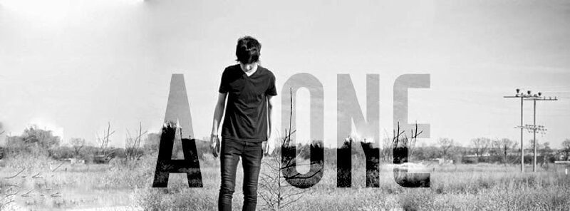 Ảnh bìa facebook lồng chữ buồn chất chứa tâm trạng