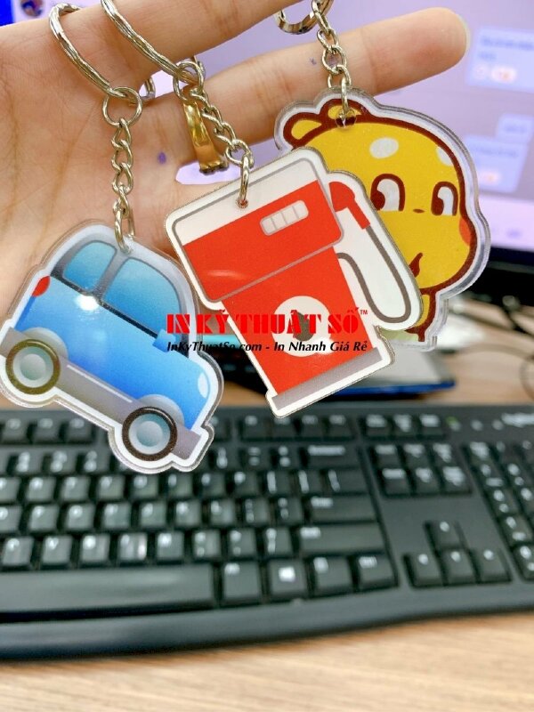 Mẫu móc khóa mica ô tô - trạm xăng - In Kỹ Thuật Số Since 2006 - Ảnh: 1
