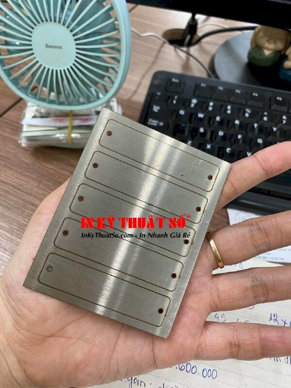 In tag kim loại, tem nhãn kim loại, logo kim loại - In Kỹ Thuật Số Since 2006 - Ảnh: 2