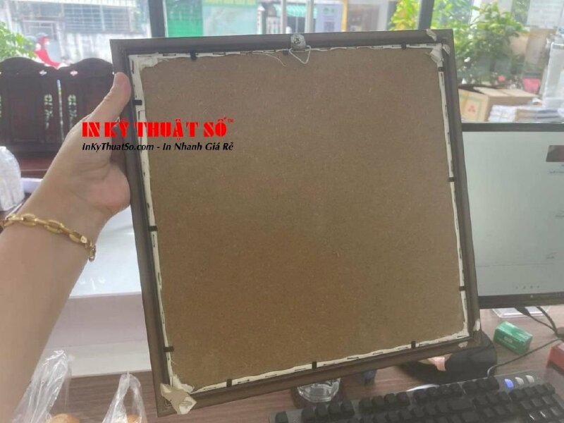 In tranh canvas Gia Dindh Siêu Nhôn - In Kỹ Thuật Số Since 2006 - Ảnh: 2