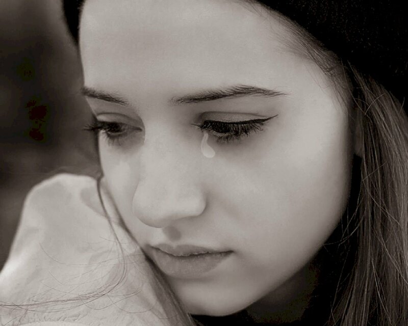 Top 101 ảnh cô gái buồn khóc xinh đẹp nhất