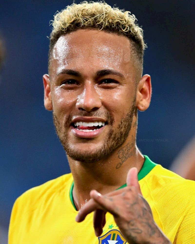 Sau trận thua Neymar gửi lời cảm ơn xúc động đến HLV của mình