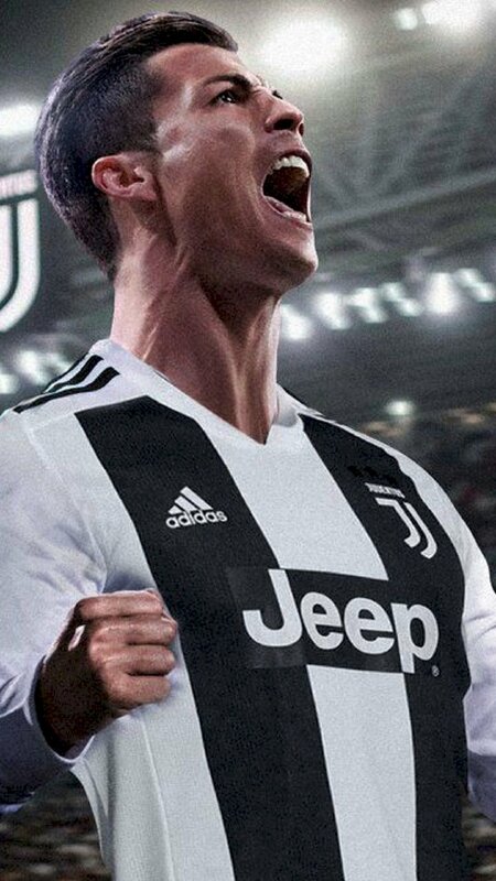 Hình nền điện thoại Ronaldo bùng nổ cảm xúc ăn mừng bàn thắng