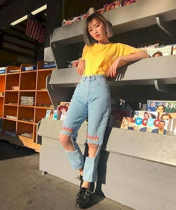 Ảnh con gái tóc ngắn chụp dáng so deep