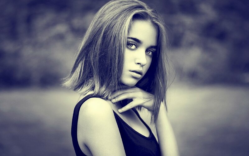 Hình ảnh cô gái tóc ngắn đẹp cute