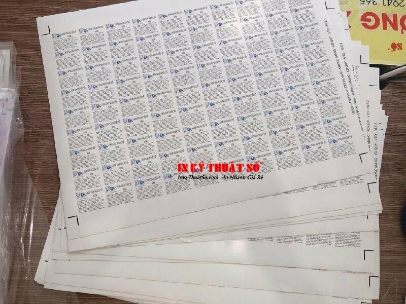 In tem decal giấy