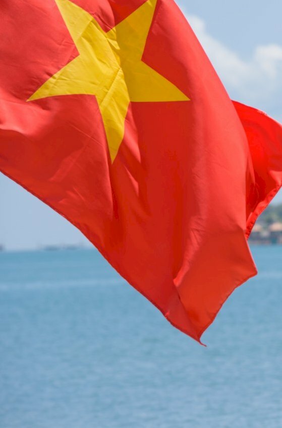 Hình nền Quốc huy Việt Nam cho điện thoại và máy tính QuanTriMangcom