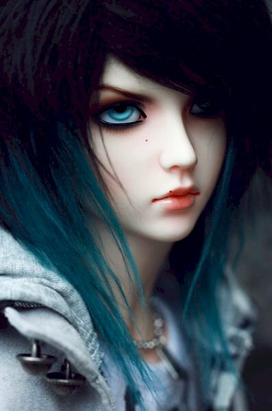 Hình nền điện thoại cô gái 3D với đôi mắt xanh thu hút