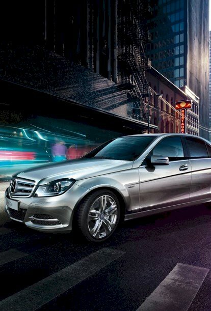 Đánh giá Mercedes-Benz C 300 AMG 2022: Biểu tượng thời thượng của giới trẻ