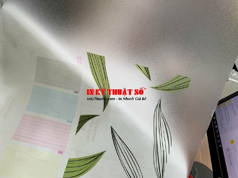 In Decal trong dán kính, Decal cát mờ dán kính TPHCM