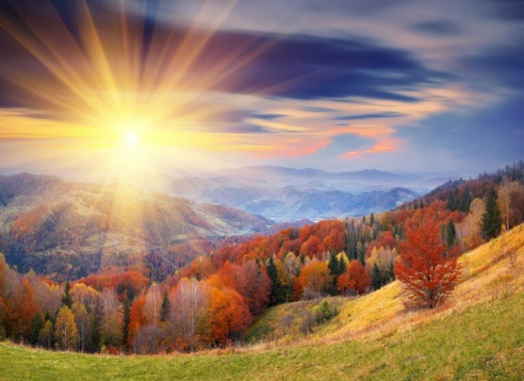 Tranh phong cảnh mặt trời mọc trên những ngọn núi thật rực rỡ làm tranh treo tường, tranh dán tường trang trí