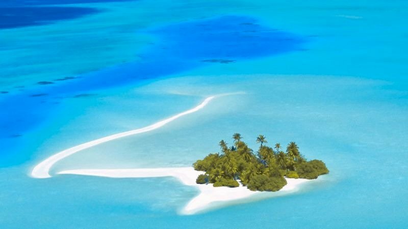 Tranh phong cảnh biển Maldives đẹp cho người mệnh thủy treo trang trí phòng khách 