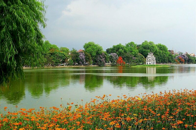 Tranh phong cảnh hồ gươm đẹp nên thơ