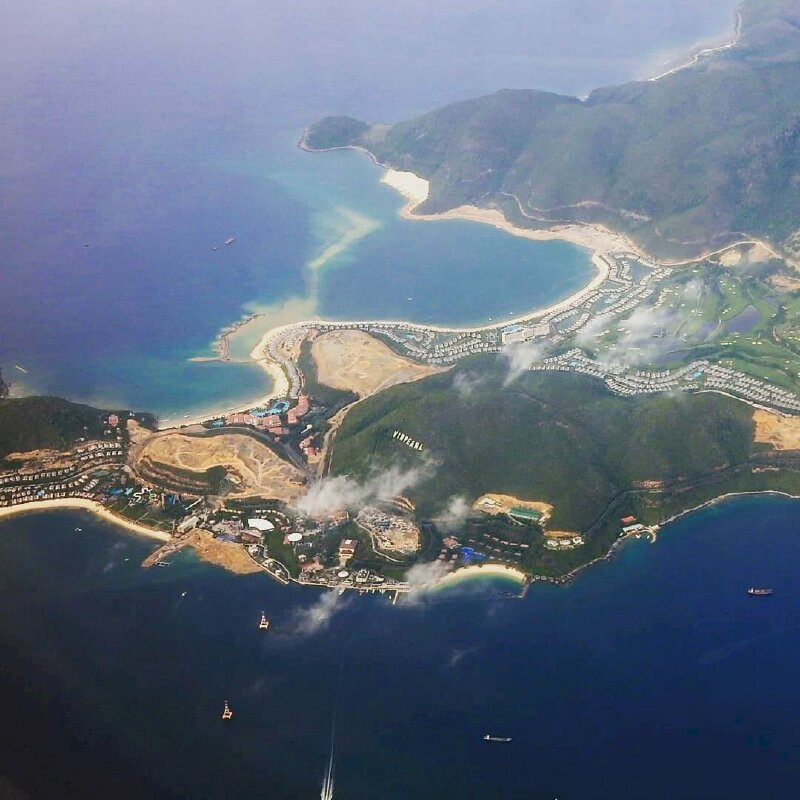 Tranh phong cảnh khu du lịch Hoàn Tằm Vinpearl Nha Trang nhìn từ trên cao