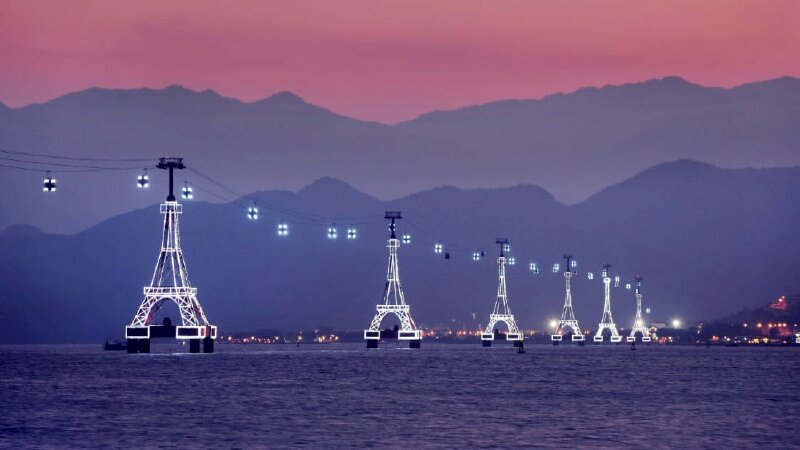 Tranh phong cảnh Nha Trang tuyến cáp treo ra Vinpearl Land
