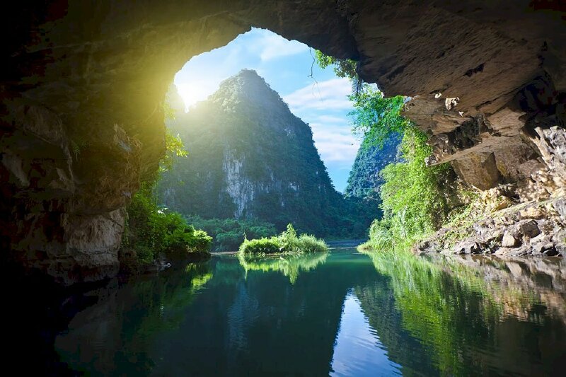 Tranh phong cảnh Sapa Hang Sơn Đoòng đẹp như chốn bồng lai tiên cảnh