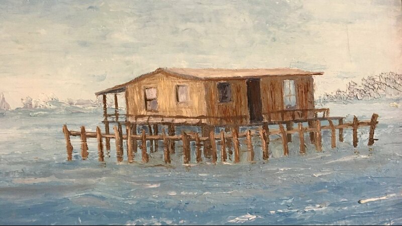 Tranh vẽ phong cảnh nhà sàn đơn giản giữa một vùng sông nước mênh mông