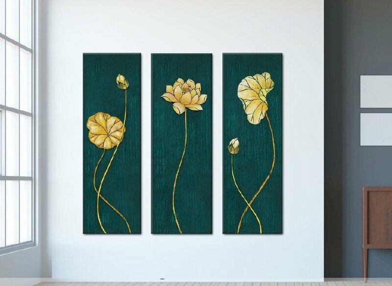 Bộ 3 tranh canvas hoa sen vàng với cá chép thu hút may mắn tài lộc