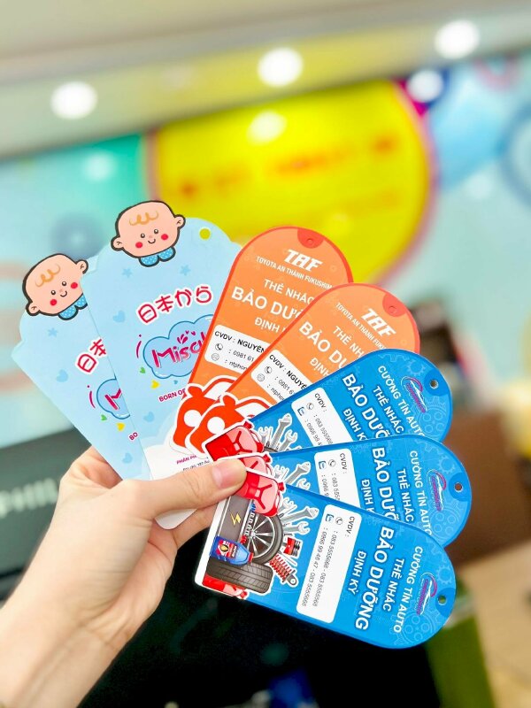 In tag treo thẻ nhắc bảo dưỡng định kỳ salon ô tô