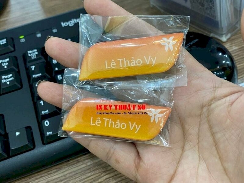 Mẫu bảng tên nhân viên - InKyThuatSo