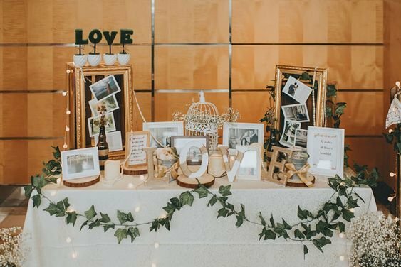 Ảnh để bàn tiệc cưới đẹp