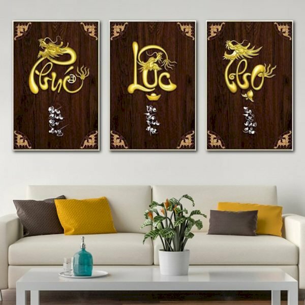 Tranh Phúc Lộc Thọ treo phòng khách mang lại may mắn cho gia chủ