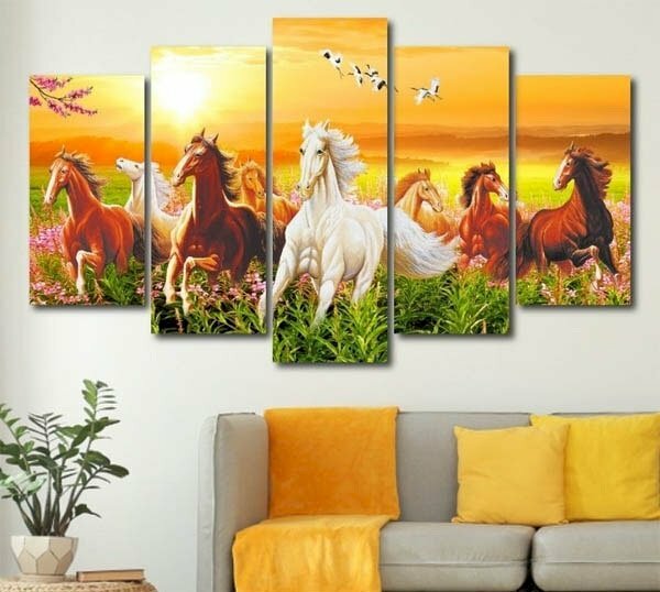 Bộ tranh mã đáo thành công, 8 con ngựa trên thảo nguyên xanh