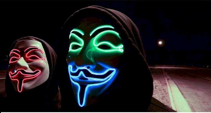 Ảnh đeo mặt nạ hacker đẹp ấn tượng 
