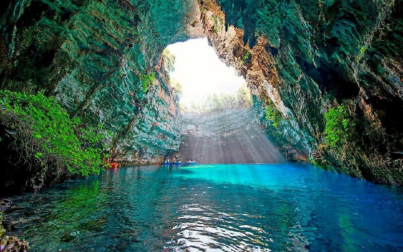 Màu hợp với mệnh Thủy, mệnh Thủy màu gì, màu sắc cho mệnh Giãn Hạ Thủy là màu gì?