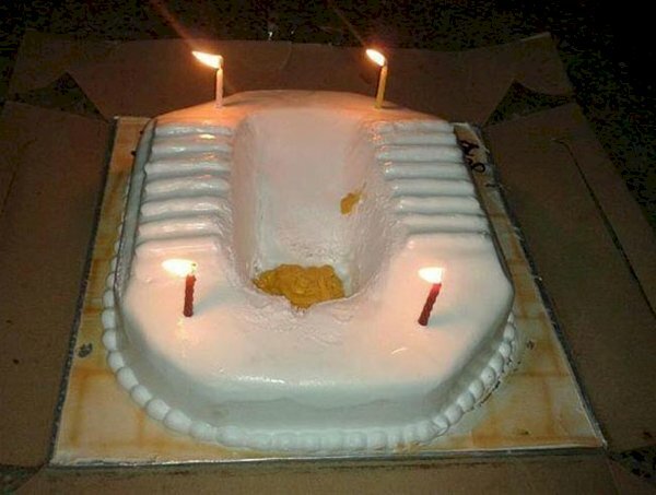 Hình hình họa bánh kem chúc mừng sinh nhật không sạch bựa