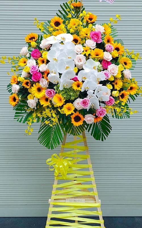 Ảnh giỏ hoa trang trí hiện đại mừng ngày khai trương