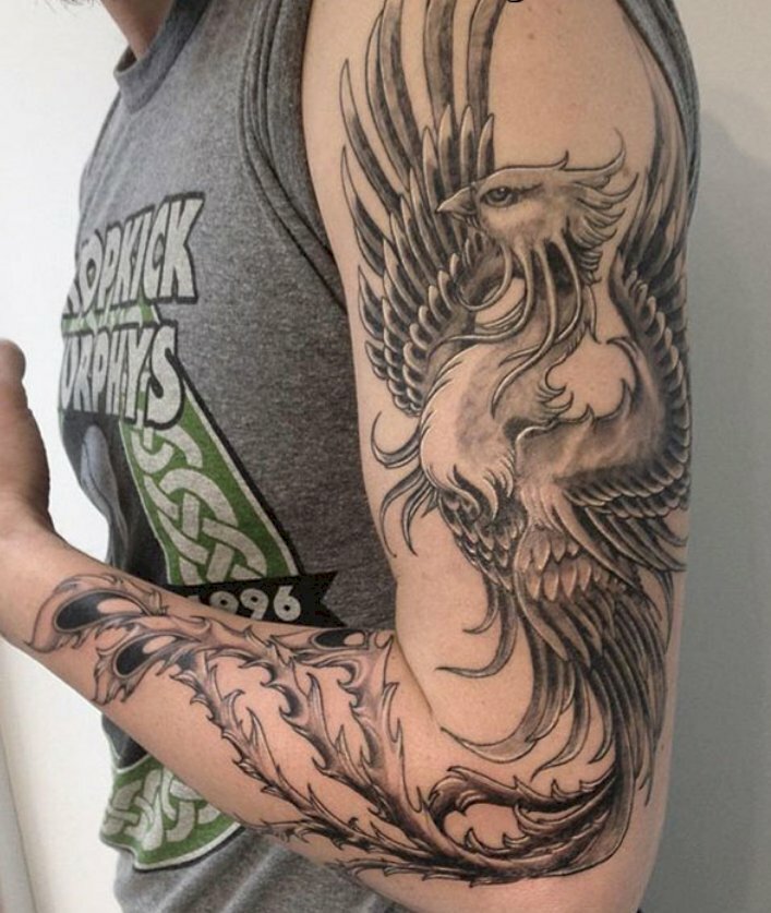 Hình xăm phượng hoàng lửa màu đen trắng kín tay tuyệt đẹp