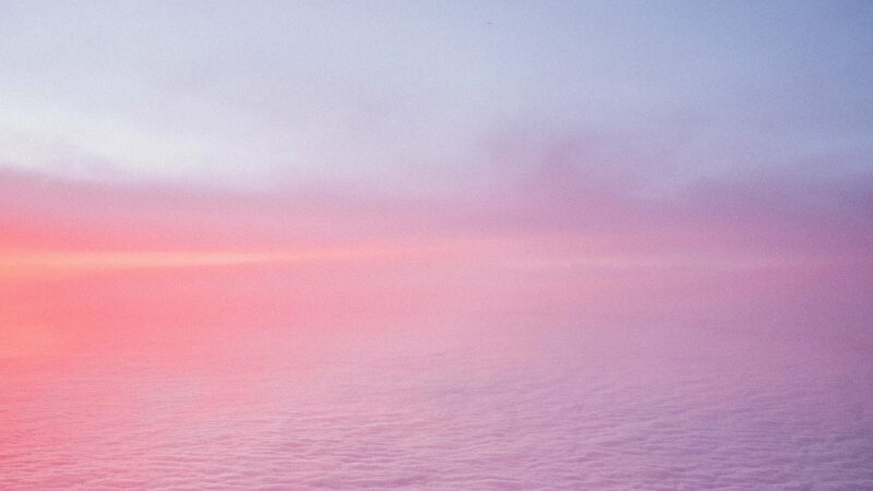 Hình nền Trắng hồng hình mây trời trên biển khơi tuyệt đẹp