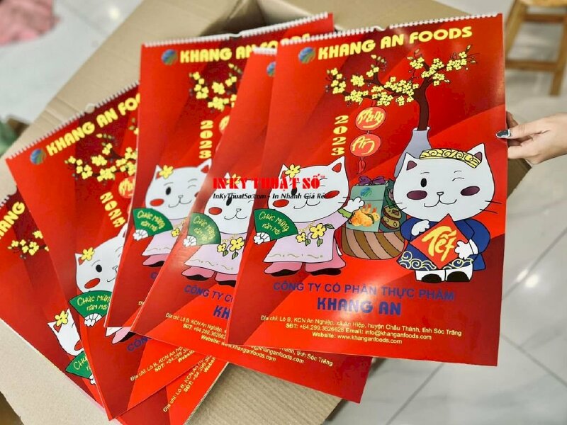 In lịch 5 tờ treo tường, lò xo lật mở, 40cm x 60cm, in 1 mặt - In Kỹ Thuật Số Since 2006 - Ảnh: 1