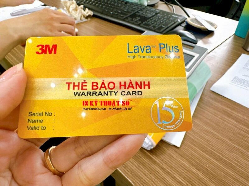 In thẻ bảo hành Warranty Card phủ nhủ, ép bóng, ép kim 7 màu 1 nội dung, in 2 mặt - In Kỹ Thuật Số Since 2006 - Ảnh: 1