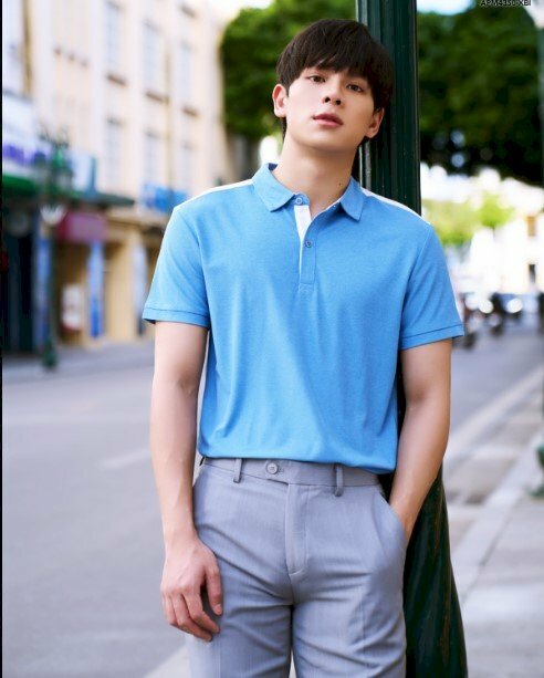 Mẫu tạo dáng ngầu, dễ thương đơn giản dành cho các bạn nam hút like