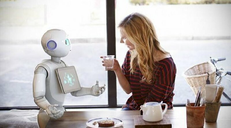 Hình ảnh robot làm việc nhà phục vụ con người