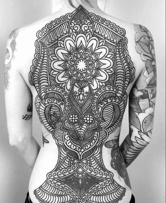 Hoa văn Tattoo full lưng tuyệt đẹp