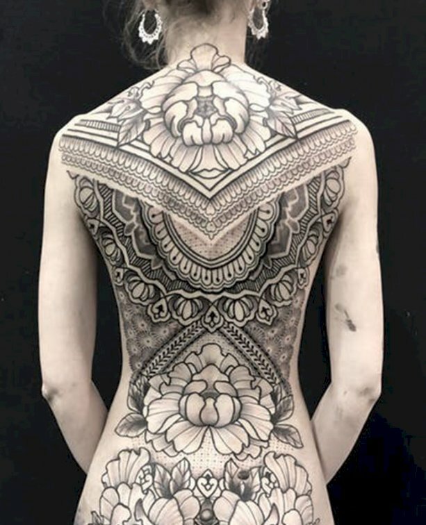 Hình xăm hoa văn Tattoo chất nghệ thuật cho các nàng