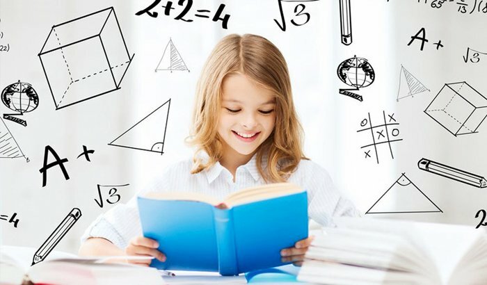 Hình nền thành công trong học tập khi đặt được kết quả học tập tốt