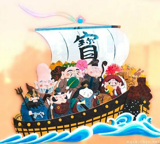 Hình ảnh chiếc thuyền chở 7 vị thần may mắn vượt sóng biển rất ý nghĩa