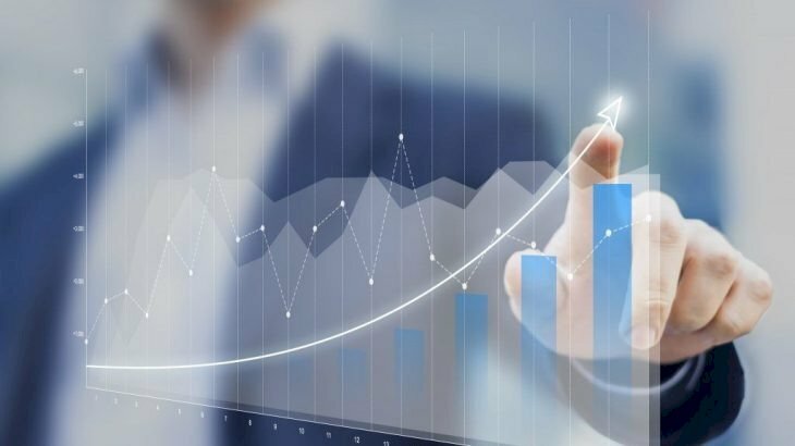 Ảnh kinh doanh thành công hình ảnh bàn tay chỉ vào mũi tên tăng trưởng