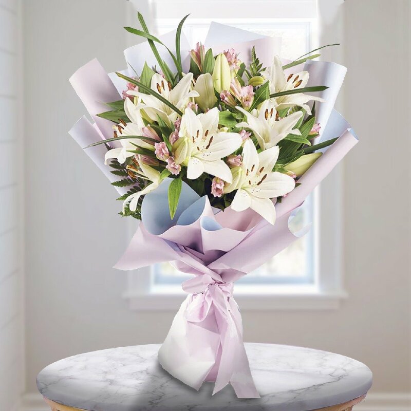 Ảnh bó hoa loa kèn trắng đẹp rực rỡ cuốn hút