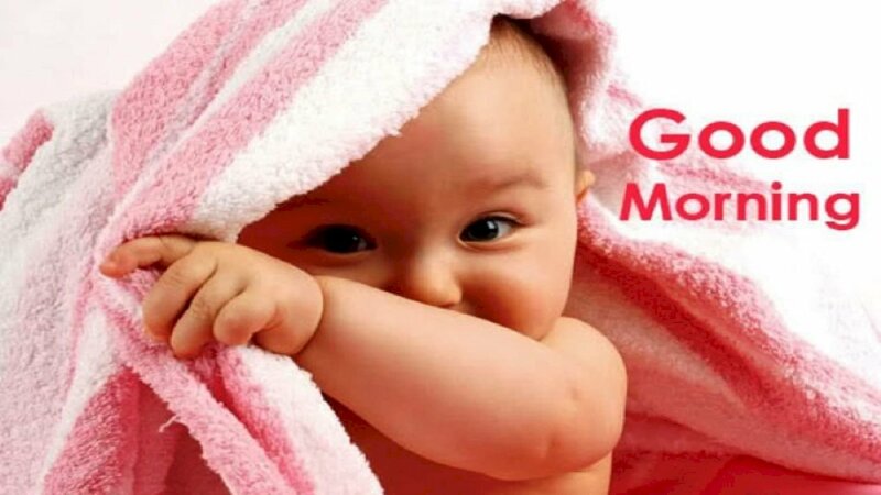 Ảnh em bé dễ thương chào ngày mới ngập tràn niềm vui, năng lượng tích cực