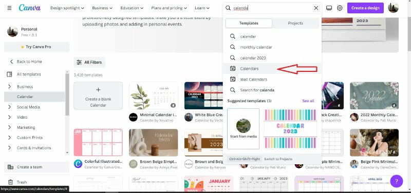 Tìm với từ khóa Calendar và chọn mẫu thiết kế phong bì bất kỳ