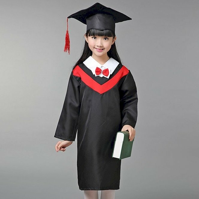 In ảnh tốt nghiệp của bé cho trường mầm non