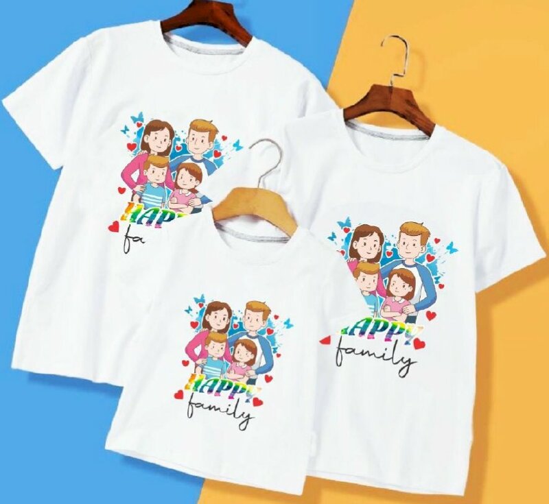 Áo thun in hình gia đình
